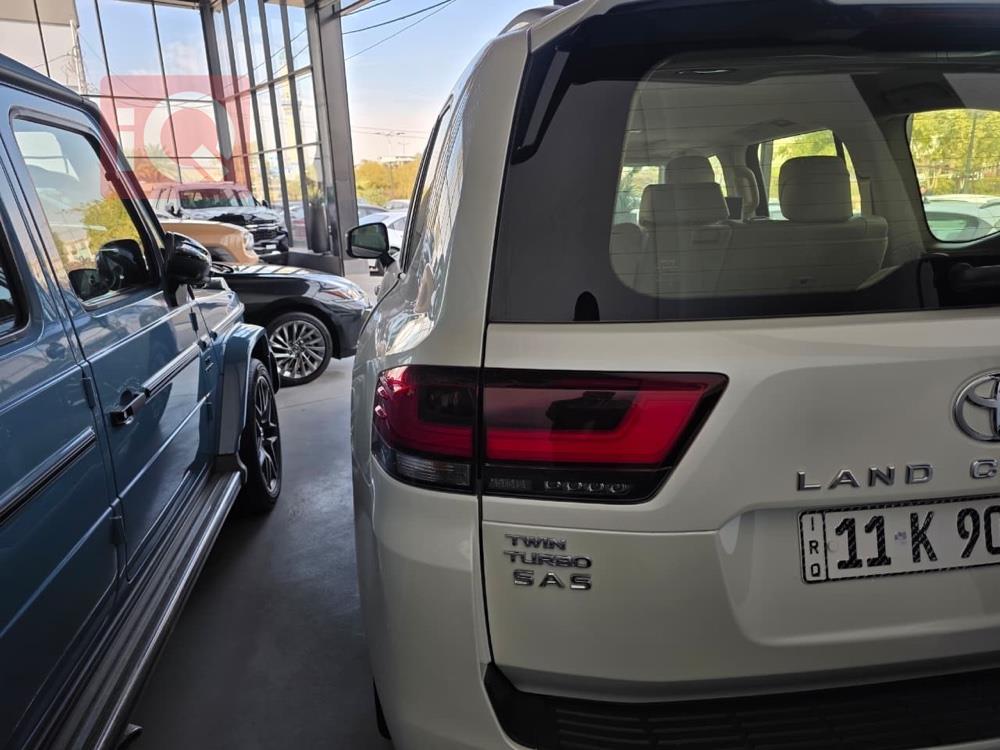 تويوتا لاندكروزر